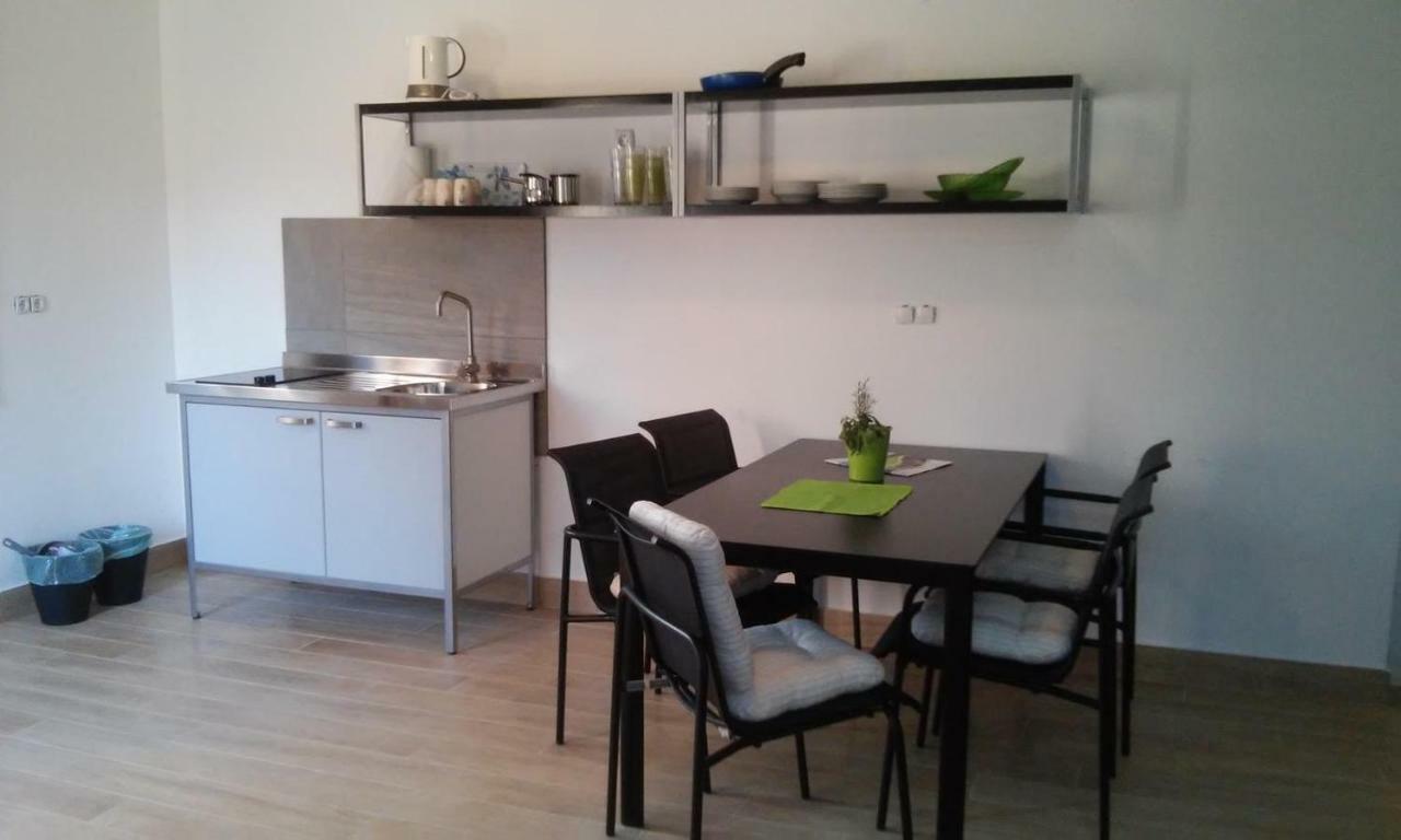 Delfin Apartment *